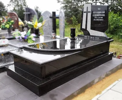 Kamieniarstwo Flintstone Granit i Marmur Sp. z o.o. | Częstochowa | Blaty kuchenne, Parapety, Nagrobki